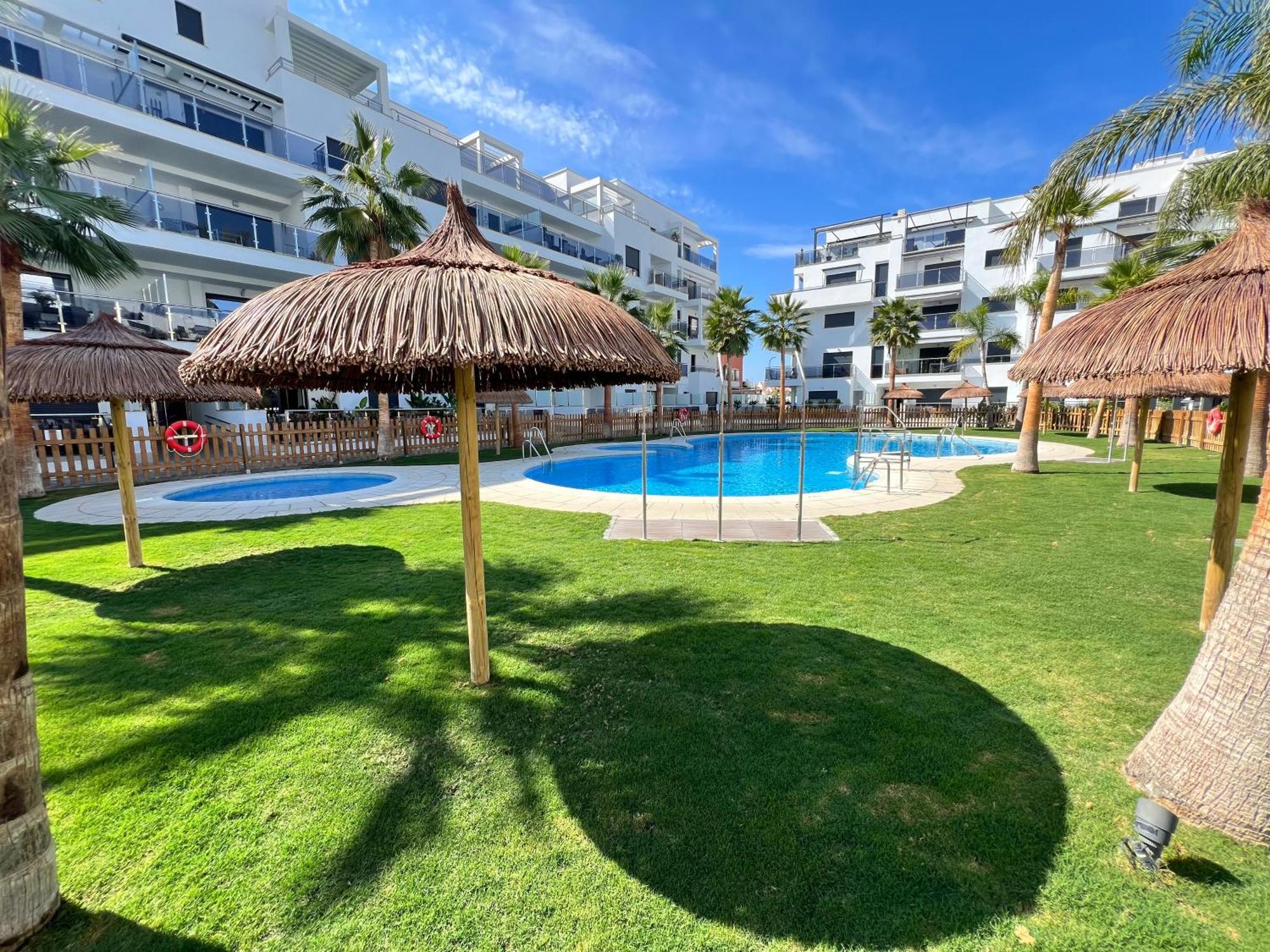 Pushe Playa Granada & Golf 21 *
